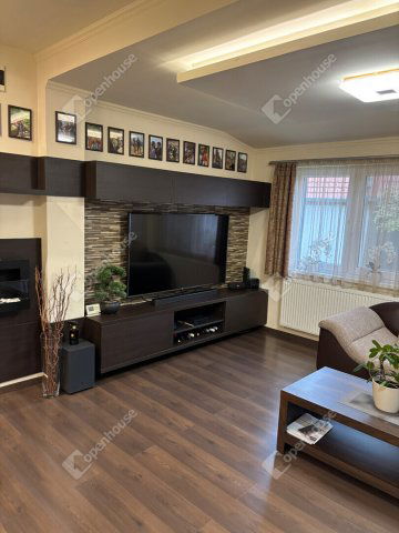 Eladó családi ház, Écsen 105 M Ft, 3 szobás