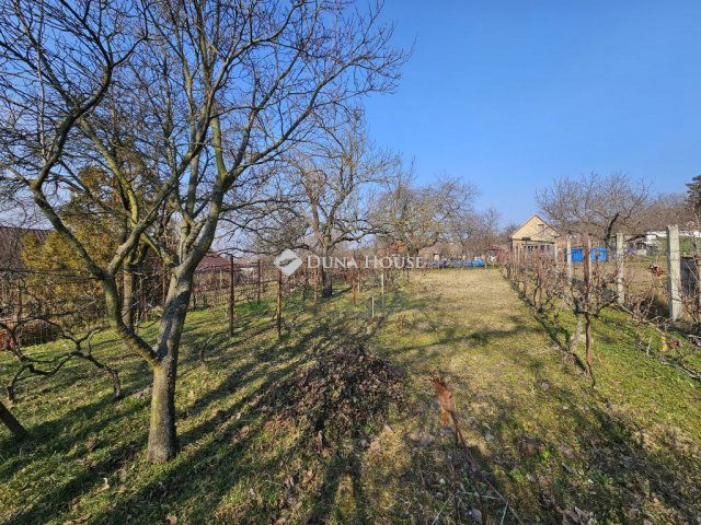 Eladó családi ház, Kesztölcön, Szent István utcában 36 M Ft