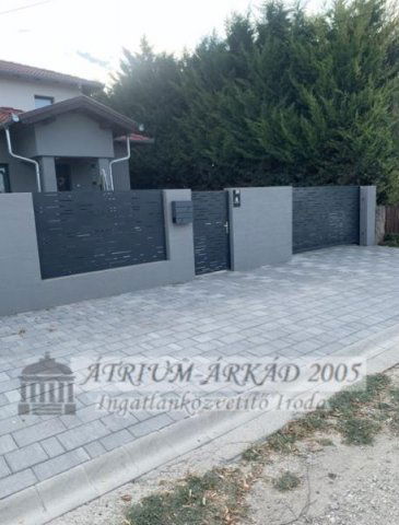 Eladó ikerház, Érden 148.9 M Ft, 4 szobás / költözzbe.hu