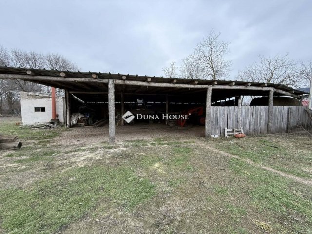 Eladó családi ház, Kunadacson 74 M Ft, 5 szobás