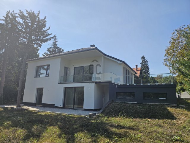 Eladó családi ház, Budapesten, II. kerületben 399 M Ft, 5 szobás