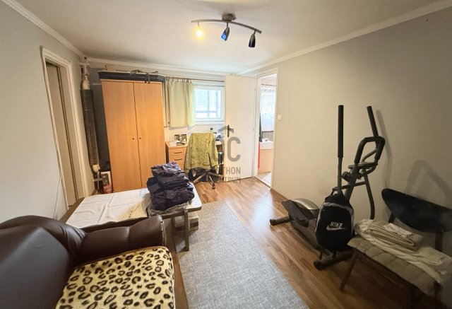 Eladó sorház, Budapesten, X. kerületben 95 M Ft, 4 szobás