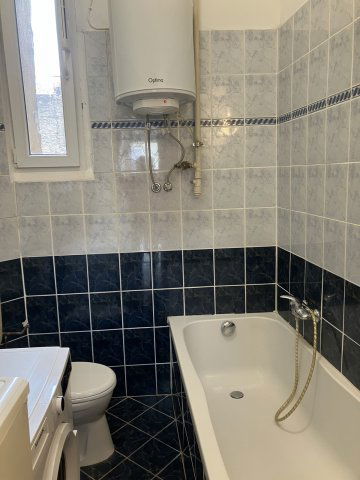 Kiadó téglalakás, albérlet, Budapesten, VI. kerületben