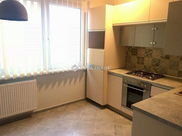 Eladó panellakás, Miskolcon 33.999 M Ft, 2 szobás