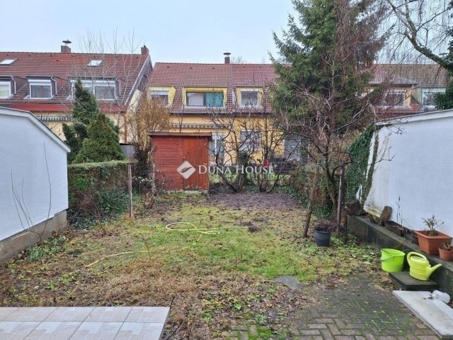 Eladó családi ház, Kecskeméten 79.9 M Ft, 5 szobás