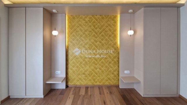 Eladó családi ház, Budapesten, III. kerületben 520 M Ft