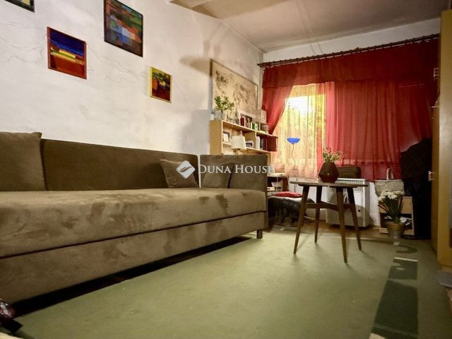 Eladó családi ház, Békéscsabán 21.5 M Ft, 1 szobás