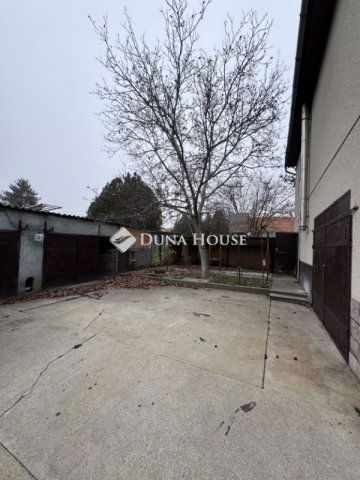 Eladó családi ház, Ceglédbercelen 67 M Ft, 5 szobás