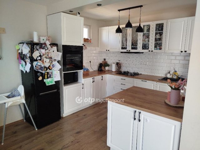 Eladó családi ház, Nagyalásonyon 58 M Ft / költözzbe.hu