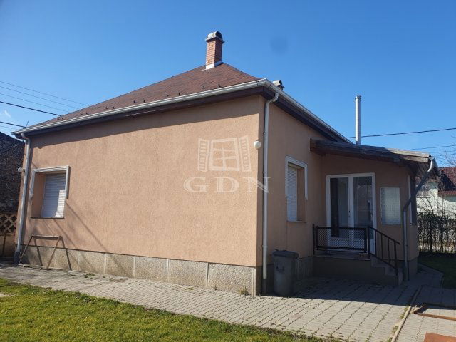 Kiadó családi ház, albérlet, Dunaharasztin 300 E Ft / hó