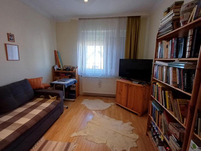Eladó családi ház, Vámospércsen 62.5 M Ft, 4 szobás