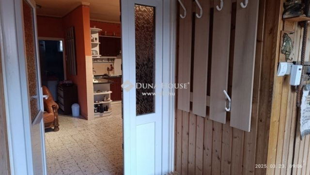 Eladó családi ház, Érden 140 M Ft, 5 szobás