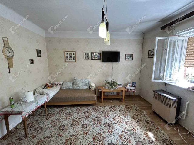 Eladó családi ház, Nyáregyházán 23.5 M Ft, 2 szobás