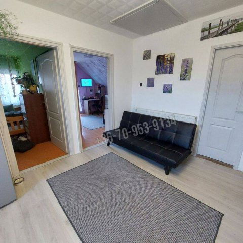 Eladó családi ház, Keszthelyen 63 M Ft, 5 szobás