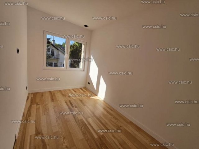 Eladó téglalakás, Budapesten, II. kerületben 130 M Ft