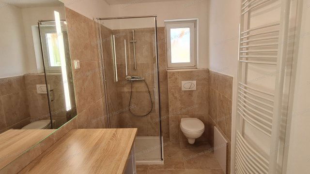 Eladó téglalakás, Siófokon 46.9 M Ft, 1 szobás