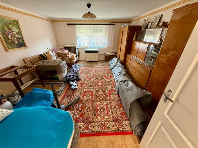 Eladó családi ház, Csákberényben 29.4 M Ft, 2 szobás