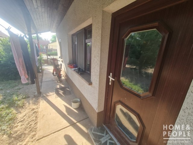 Eladó családi ház, Bakson 33 M Ft / költözzbe.hu