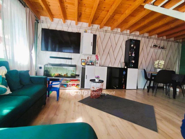 Eladó sorház, Szigethalmon 56.5 M Ft, 1+2 szobás