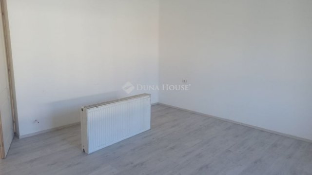 Eladó családi ház, Ercsiben 49 M Ft, 2+1 szobás