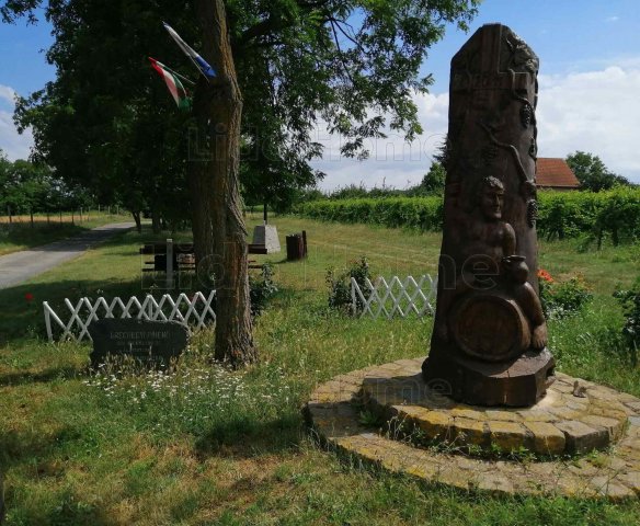 Eladó mezogazdasagi ingatlan, Balatonőszödön 25 M Ft, 1 szobás