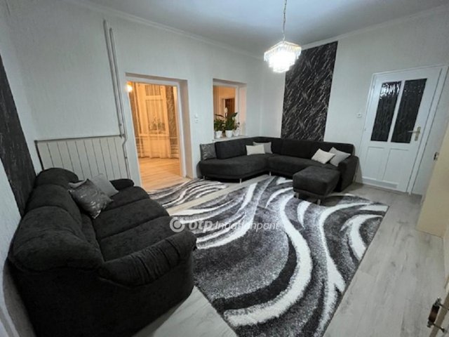 Eladó családi ház, Jánoshalmán 54.9 M Ft, 4 szobás