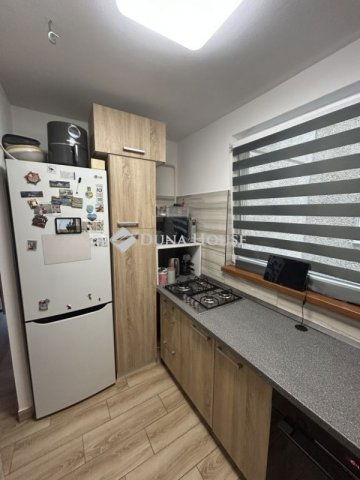 Eladó panellakás, Budapesten, III. kerületben 72.5 M Ft, 2 szobás