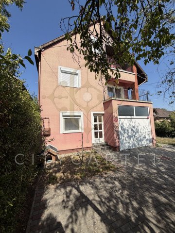 Eladó családi ház, Fonyódon 84.99 M Ft, 6 szobás