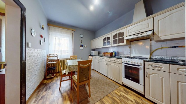 Eladó családi ház, Szentgotthárdon 53.9 M Ft, 4 szobás