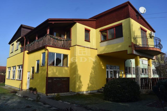 Eladó üzlethelyiség, Körmenden 100 M Ft / költözzbe.hu