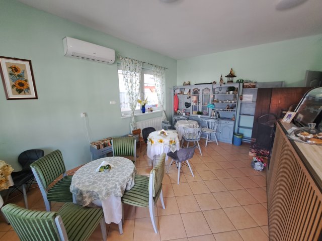 Eladó családi ház, Bakonybélben 99 M Ft, 2 szobás