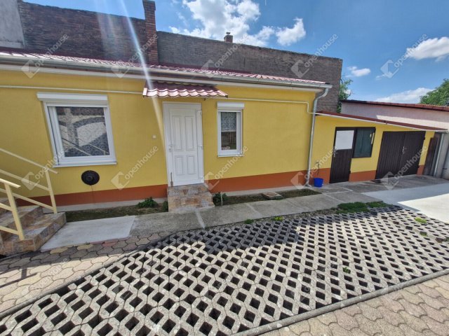 Kiadó téglalakás, albérlet, Kaposváron 160 E Ft / hó, 1 szobás