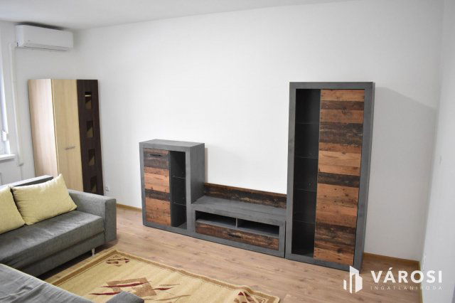 Kiadó téglalakás, albérlet, Gyulán 130 E Ft / hó, 2 szobás