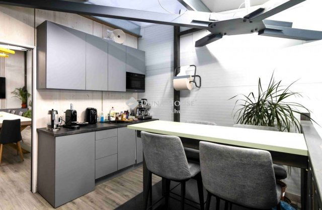 Eladó ipari ingatlan, Nagytarcsán 1680 M Ft / költözzbe.hu