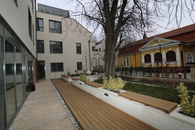 Kiadó ipari ingatlan, Siófokon 648 E Ft / hó