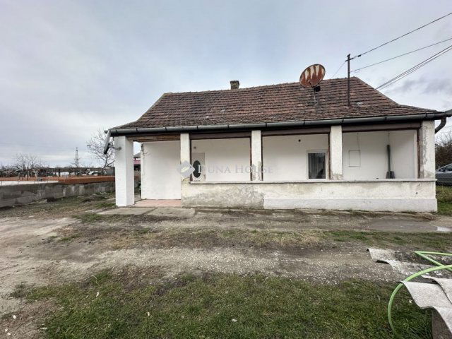 Eladó családi ház, Sárbogárdon, Tinódy utcában 18 M Ft