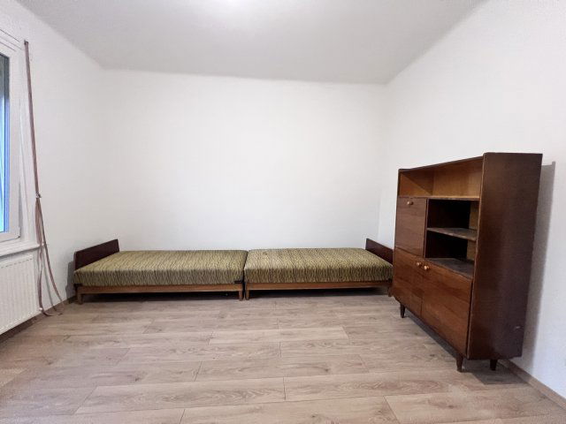 Kiadó téglalakás, albérlet, XVI. kerületben, Attila utcában