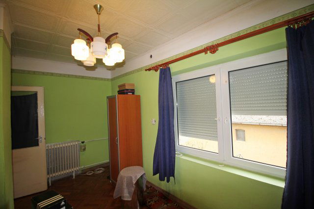 Eladó családi ház, Csomában 23.8 M Ft, 5 szobás