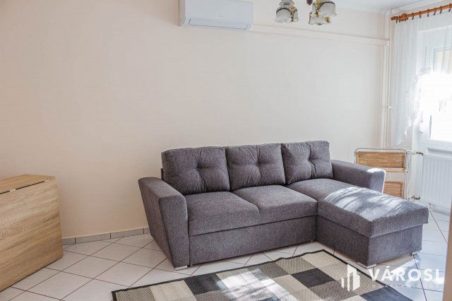 Kiadó panellakás, albérlet, Szegeden 170 E Ft / hó, 2 szobás