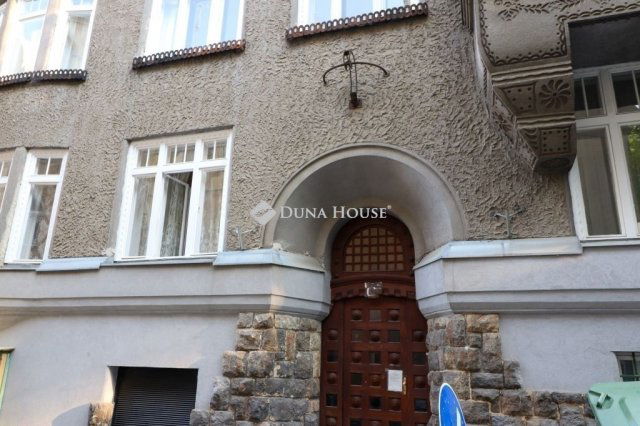Eladó téglalakás, Budapesten, XI. kerületben 46.9 M Ft, 1 szobás