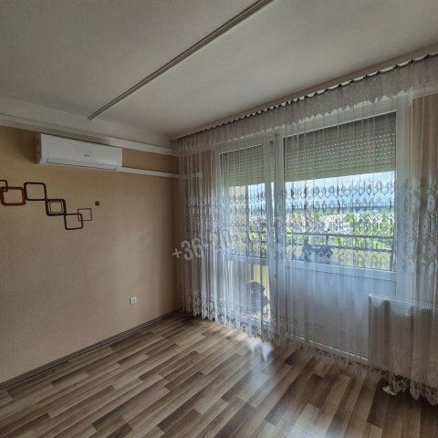 Eladó panellakás, Tiszaújvárosban 19.5 M Ft, 1+1 szobás