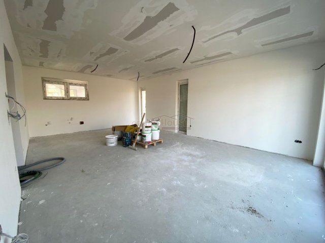 Eladó családi ház, Harkán 95 M Ft, 4 szobás