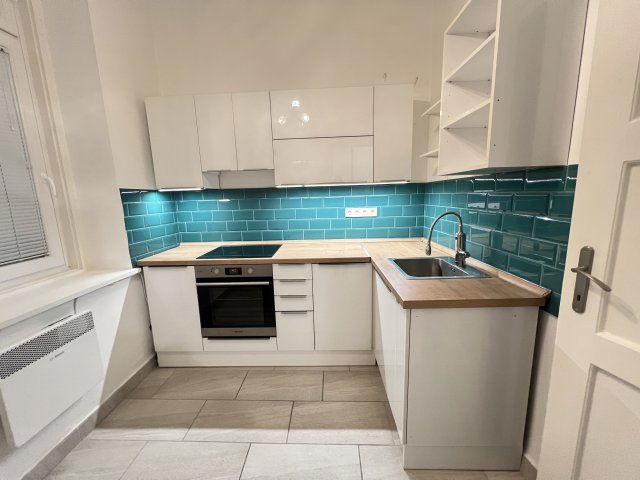 Kiadó téglalakás, albérlet, V. kerületben, Balaton utcában