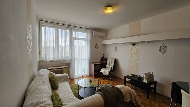 Eladó téglalakás, Debrecenben 49.5 M Ft, 2 szobás