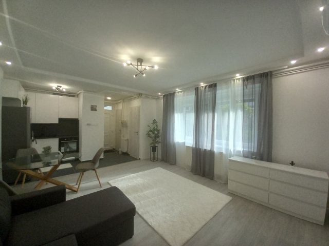 Eladó téglalakás, Pécsett, János utcában 49.99 M Ft