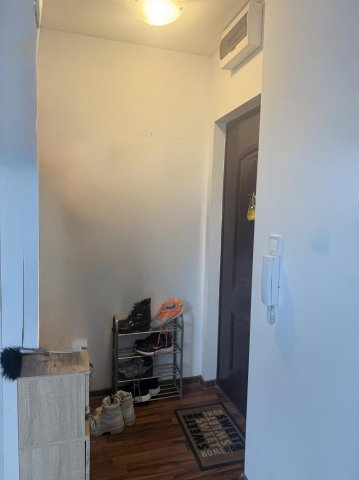 Eladó téglalakás, Komáromban 37.9 M Ft, 2 szobás