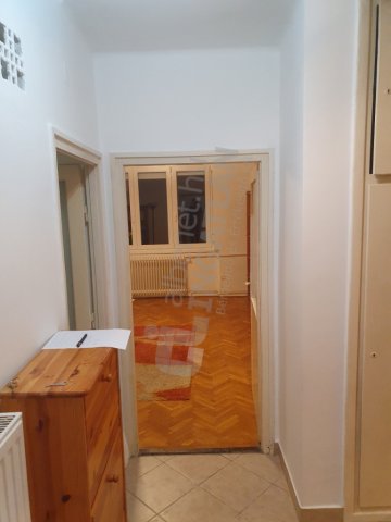 Kiadó téglalakás, albérlet, XI. kerületben, Karolina úton