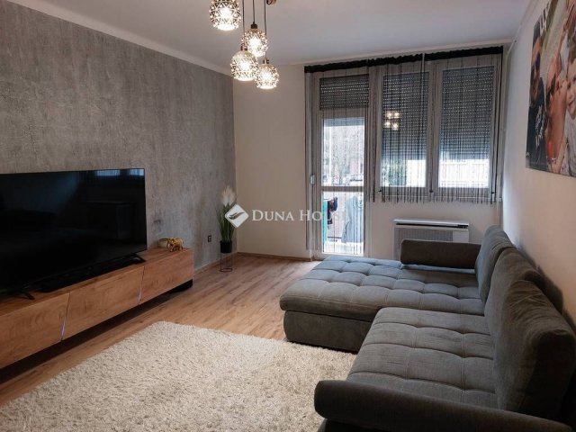 Eladó panellakás, Balassagyarmaton 36.5 M Ft, 2 szobás