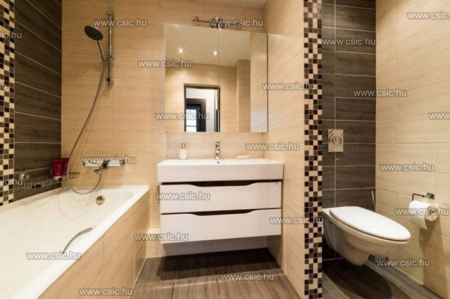 Eladó ikerház, Szentendrén 149.9 M Ft, 4+1 szobás