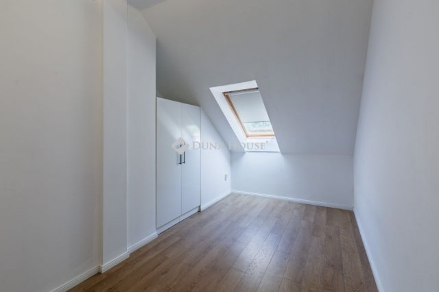 Eladó téglalakás, Budapesten, II. kerületben 170 M Ft, 3 szobás